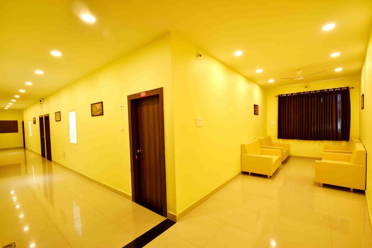 Hotel Hori Palace Ujjain Buitenkant foto