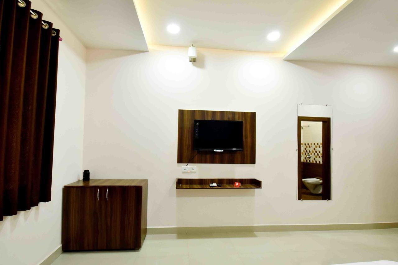 Hotel Hori Palace Ujjain Buitenkant foto